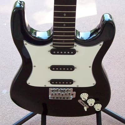 Jackson Limited Edition Stratocaster Black Glitter image 4