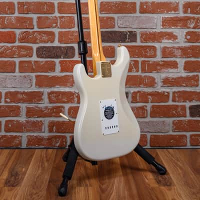 Fender American Vintage Limited Edition 1957 Commemorative Stratocaster White Blonde 2007 w/OHSC image 6