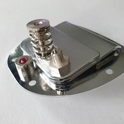 Fender guitar tremolo assembly USA Jaguar Jazzmaster + screws 0054466049 image 2