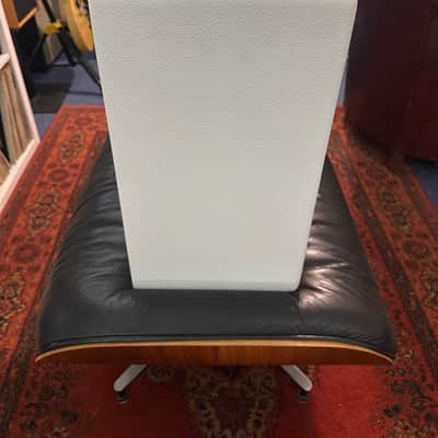 Marshall Studio Vintage SV20C "MK II" 20-Watt 1x10" Guitar Combo 2022 - White with Target Grille image 10