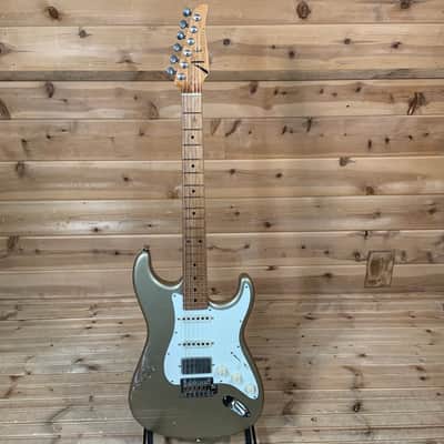 Tom Anderson Icon Classic Distressed Electric Guitar - Shoreline Gold image 2