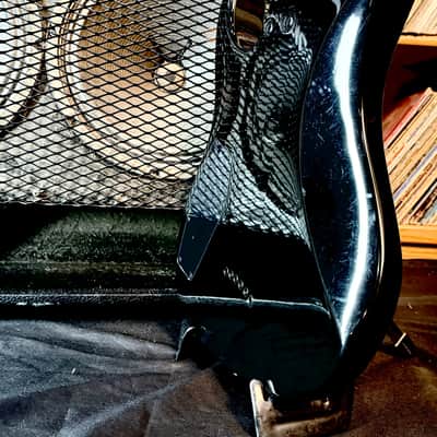 Mitchell MD150 2021 - High Gloss Black image 17