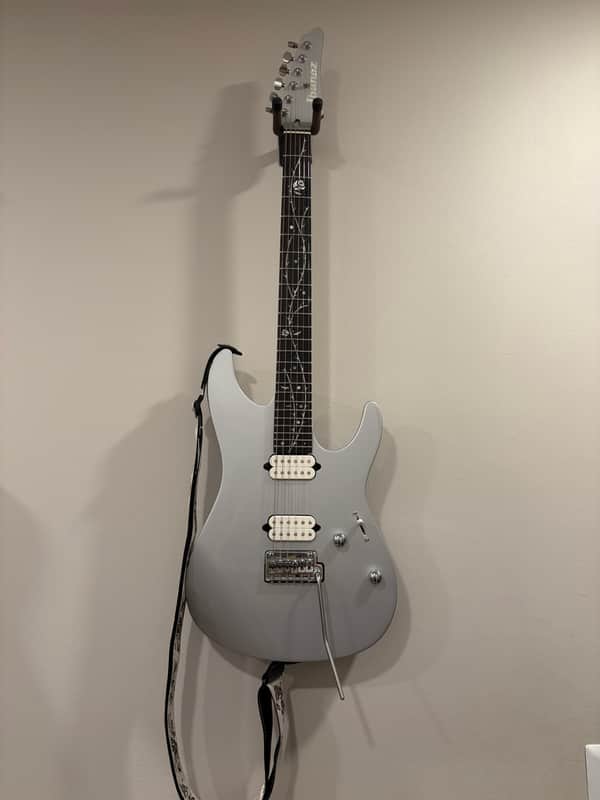 Ibanez TOD10-CSV Tim Henson Signature 2022 - Present - Classic Silver image 1