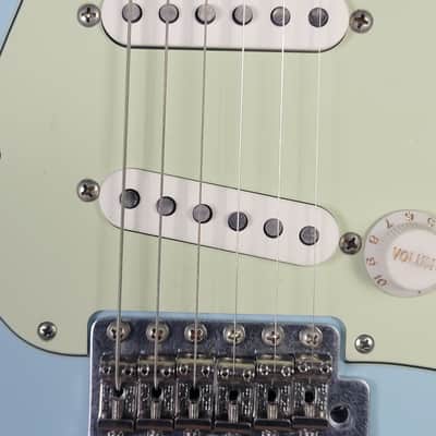 2026 Fender Vintera II Road Worn '60s Stratocaster - Sonic Blue With OHSC image 13