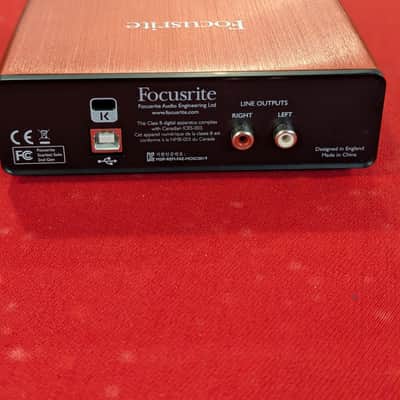 Focusrite Scarlett Solo 2nd Gen USB Audio Interface 2016 - 2018 - Red / Black image 3
