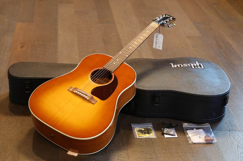 Mint! 2025 Gibson J-45 Standard Acoustic Guitar Heritage Cherry Sunburst + OHSC