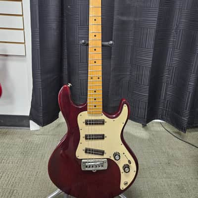 1982 Peavey T-30 USA Electric Guitar – Ultra-Slim Neck – Super Ferrite Pickups – Original Hard Case image 1