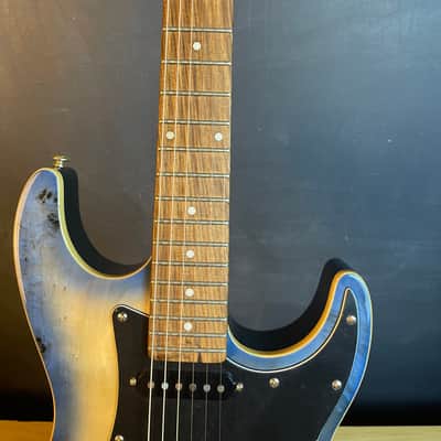 Michael Kelly Custom Collection '60s Burl Ultra Electric Guitar, Pau Ferro Fingerboard image 10