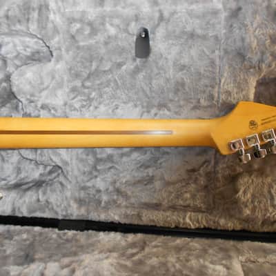 Fender American Professional II 2021 - sunburst, 75 years image 6