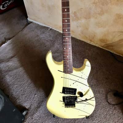 Kramer Baretta 1987-92 Cream image 1