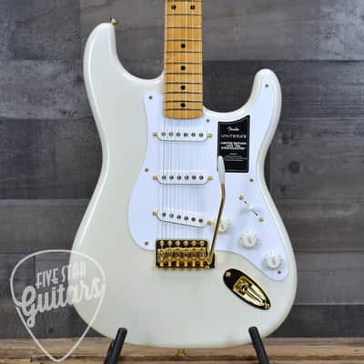 Mint Fender Limited Edition Vintera III Late 50s Stratocaster - Maple Fingerboard- White Blonde with Bag image 16