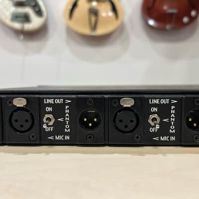 GML 8304 Four Channel microphone preamplifier with PS image 3