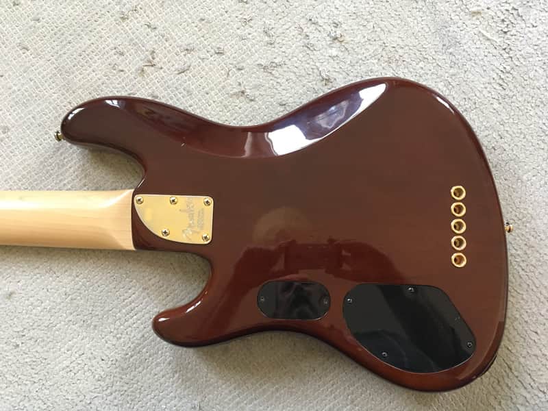 Fender American Deluxe Jazz Bass QMT V image 3