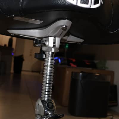 Mapex T875 Saddle Top Double Braced Drum Throne with Backrest 2020s - Black / Chrome image 2