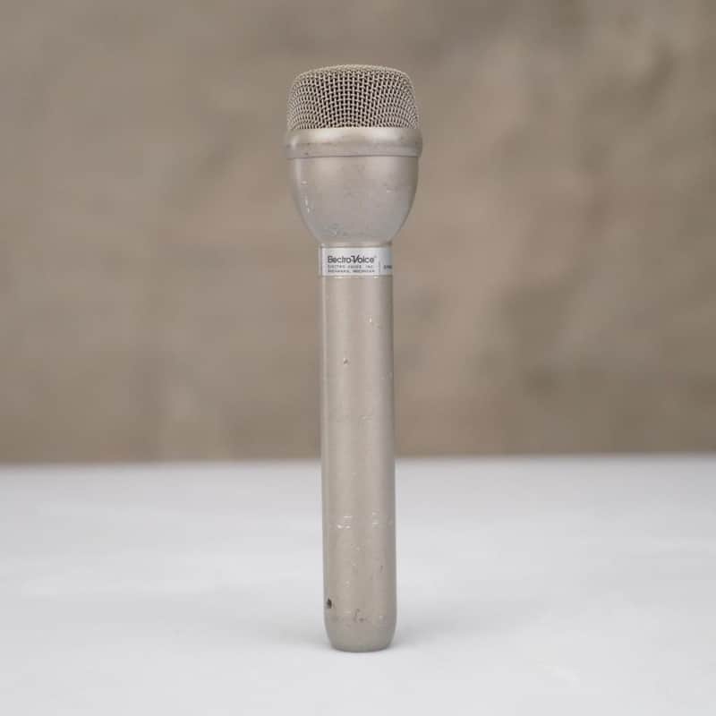 Electro-Voice RE50 Dynamic Omnidirectional Microphone w/ Shock Mount Clip #59279 image 1