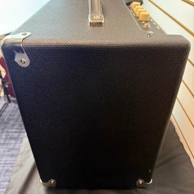 Fender Rumble 25 25 Watt 1x8 Bass Combo - Pre Owned image 3