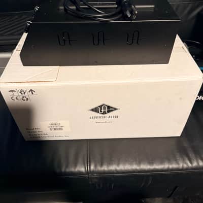Universal Audio Solo/610 Desktop Tube Mic Preamp 2006 - Present - Black image 5