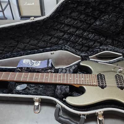 Dean Avalanche Ultra 7 String Silver Sparkle Gold Flake Seven String 24 Fret 25.5" Scale Floyd Rose HH Super Strat Electric Guitar MIK Korea Korean with hard case image 2