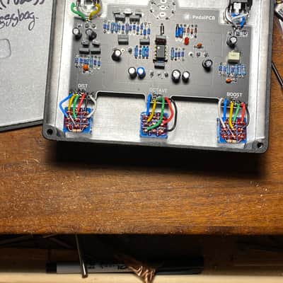 Super-Freq Parentheses Fuzz 2021 Black powder coat image 4