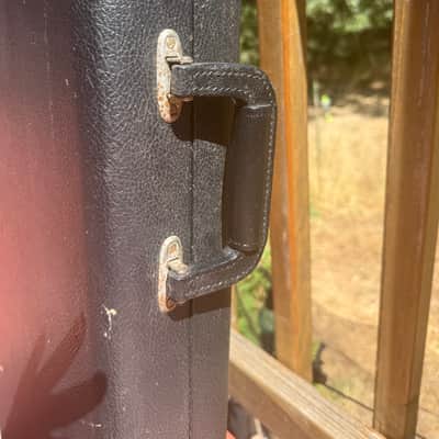 Vintage 80’s Fender P Bass Hardshell Case image 7