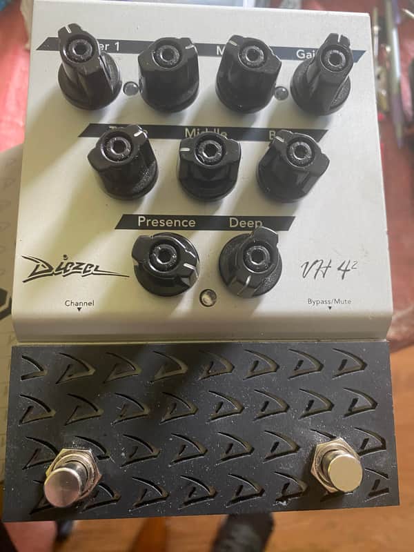 Diezel VH4 2 channel distortion pedal VH4 2000’s? - Silver image 1