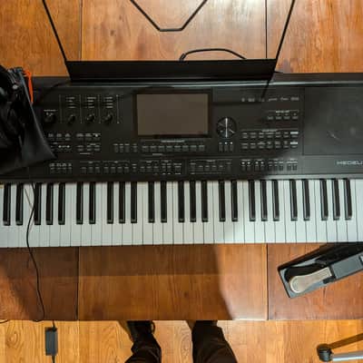 Medeli AKX10 61-Key Digital Arranger Workstation BUNDLE image 11