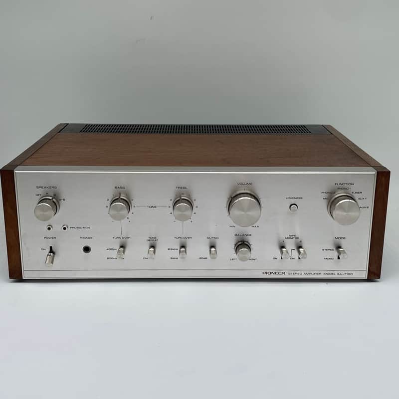 Rare Pioneer SA-7100 Integrated Amplifier Silver Face  VTG Japan *TESTED WORKING