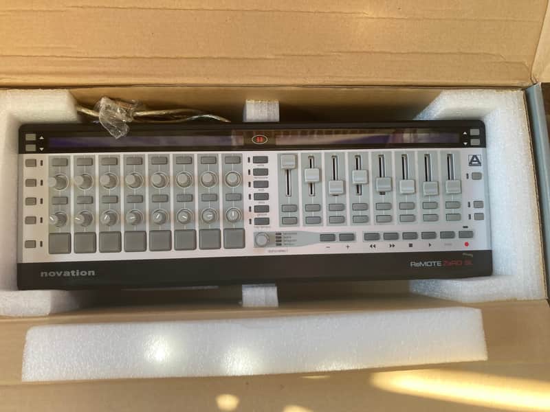 Novation ReMOTE Zero SL Desktop MIDI DAW Controller 2006 - Silver image 1