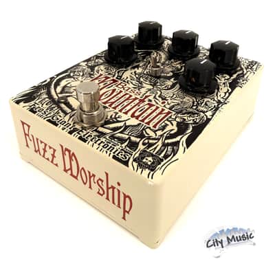 Used Frost Giant Electronics Bass Mountain Distortion Fuzz Guitar Effects Pedal ♪ image 3