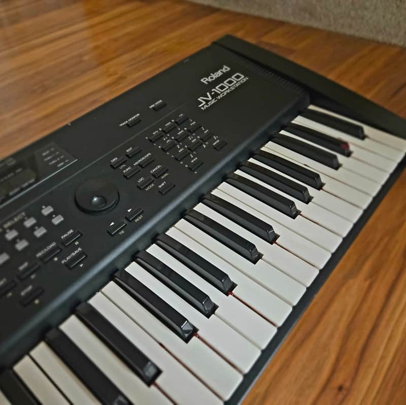 Roland JV-1000 76-Key Music Workstation 1993 - 1995 - Black image 1