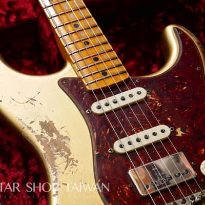2021 Fender Custom Shop 1969 Stratocaster Heavy Relic HSS-Aztec Gold. image 5