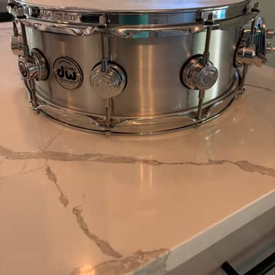 DW DW Collectors Series 5.5 x 14” Aluminum Snare 2022 - Aluminum Bild 3