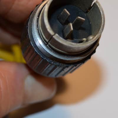 amphenol tuchel 3 pin male cable connector 60's? image 3