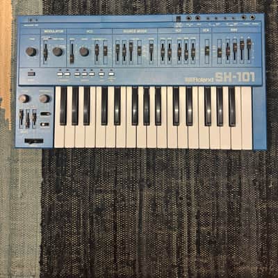 Roland SH-101 32-Key Monophonic Synthesizer 1982 - 1986 - Blue