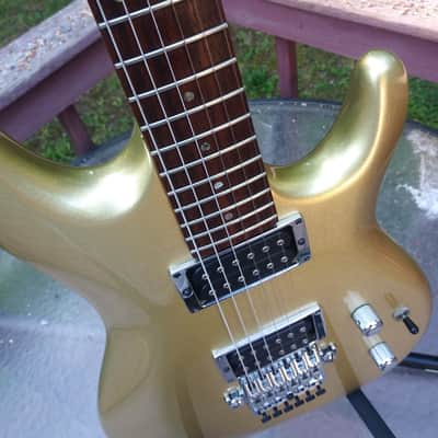Ibanez JS2000-CG Joe Satriani Signature 2002 - 2004 - Champagne Gold image 5