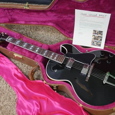 Video! 2001 "Just Shoot Me" Gibson ES-175 Black Top Sunburst Back/Sides | Burnt on TV image 2