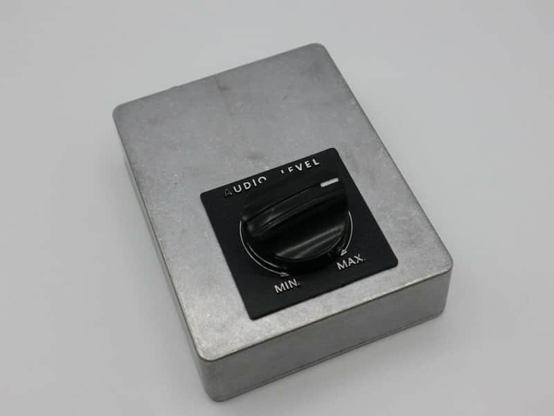 Dr. Fishsticks Hammond Console Organ (M3 / L100 / M100 etc) Output Adapter (Console Resistor) image 1