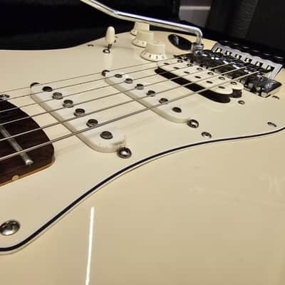 Fender Richie Sambora Signature Standard Stratocaster 1994 - 2002 - Arctic White image 4