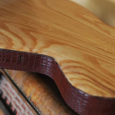 Postal Handmade Crossroads Barnwood Guitar Old Pine Body F Hole Vintage Vibrato Fender US Pickups image 7