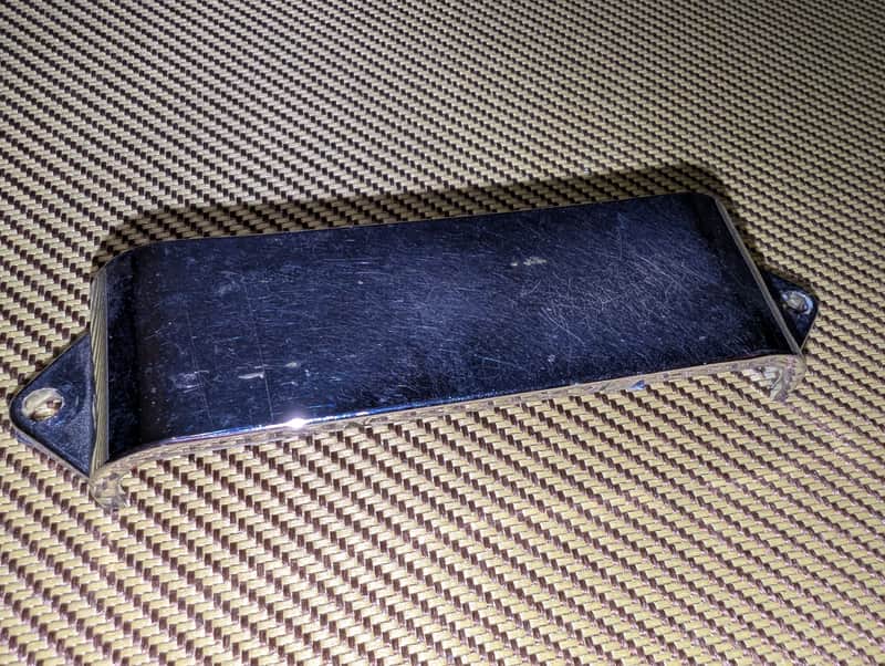 Rickenbacker Pickup cover - Chrome plastic image 1