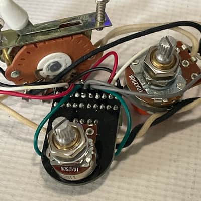 2000's Fender Upgraded Stratocaster Guitar Electronics Wiring Harness Seymour Duncan Liberator, Orange Drop Capacitor image 4