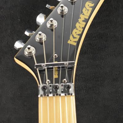Immagine Kramer Baretta Hot Rod Blue Sparkle with Flames w/Premium Soft Case - 5