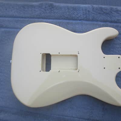 G&L Legacy / S500 Antique White neck, back & jack plates image 7