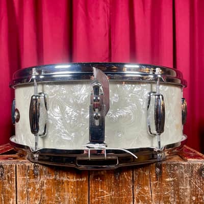 1960s Slingerland 5.5x14 Deluxe Student Model No. 161 Snare Drum White Marine Pearl image 2