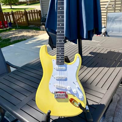 Fender Standard Stratocaster - Made In Japan All Parts licensed neck image 1