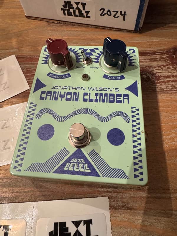 RARE Jext Telez Canyon Climber 2024 - Canyon Green image 1