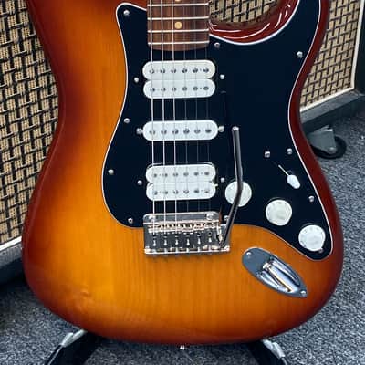 Fender Player Stratocaster HSH with Pau Ferro Fretboard 2018 - Present - Tobacco Sunburst image 1