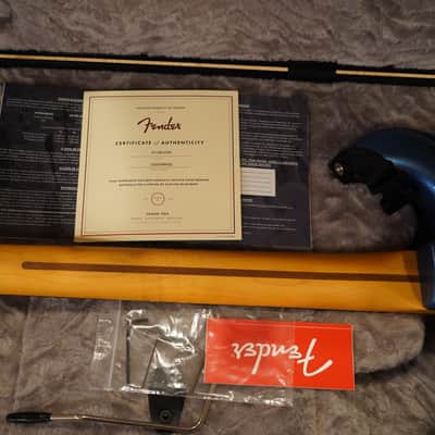 Fender American Professional II Stratocaster HSS with Rosewood Fretboard 2020 - Present - Dark Night image 9