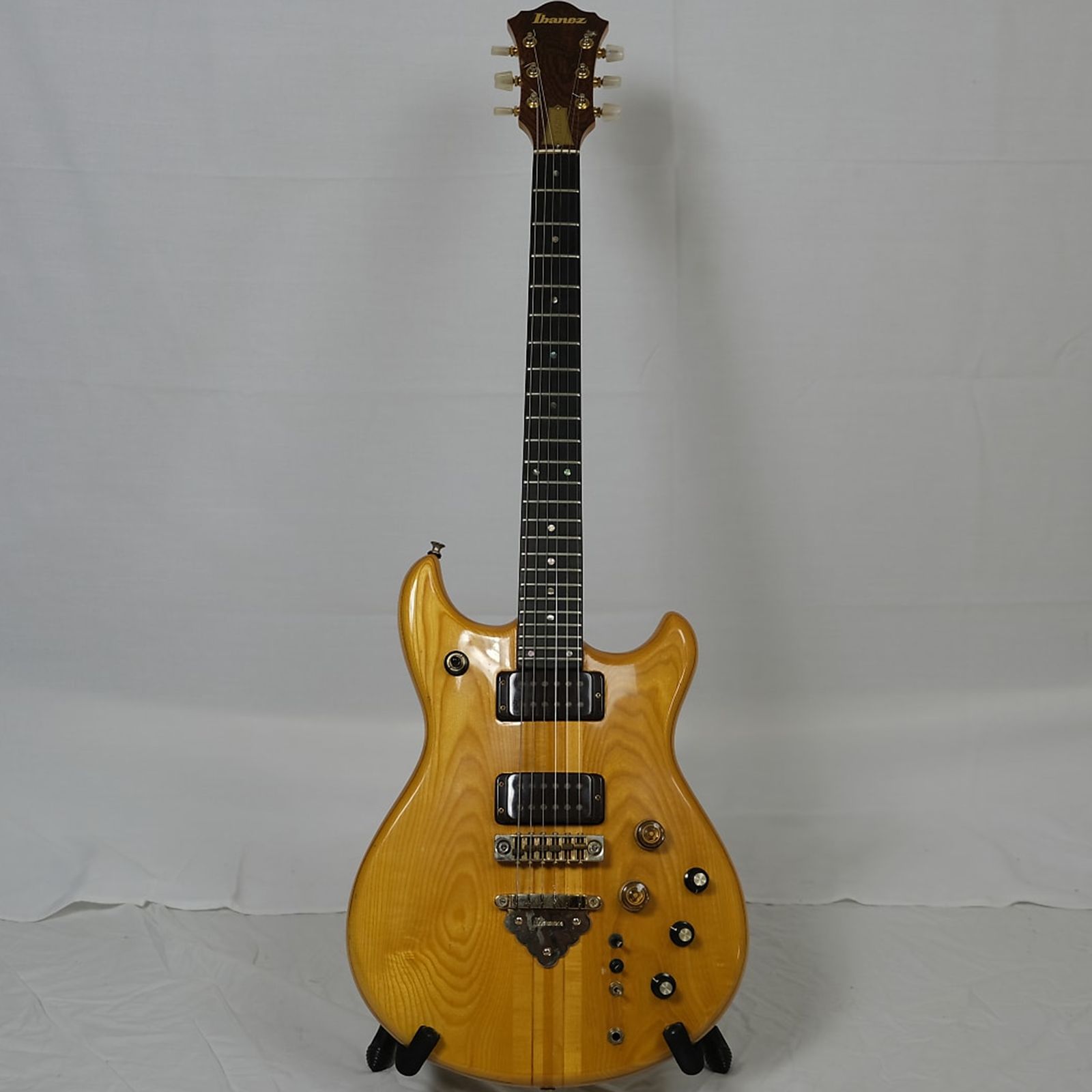 1979年製 Ibanez Musician MC-500 NT エレキギター Ibanez Musician MC500 Solidbody Dark Stain, 1979 | archive.12fret.com