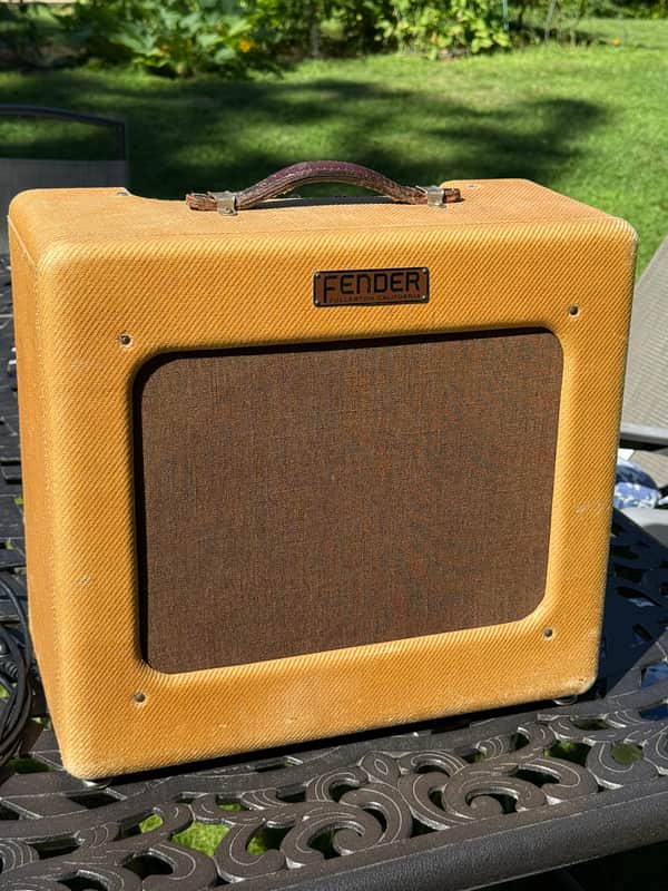 Fender 5a3 Deluxe. 1949 - Original Tweed image 1